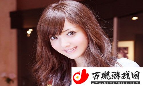 父亲有力挺送女儿的花园